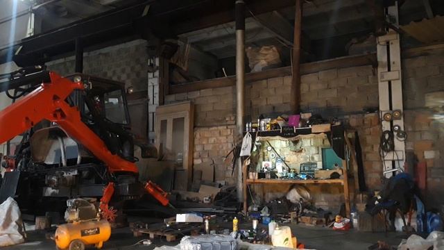 эо2621 Юмз с Болгарским распределителем и аксиальным насосом первые движения.