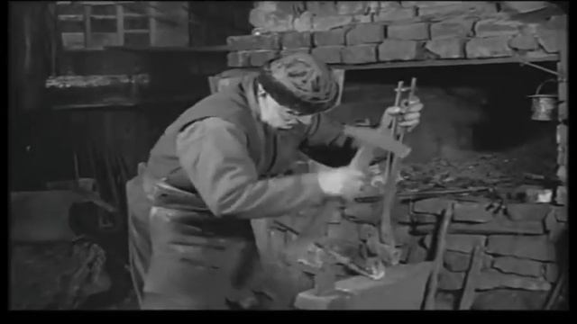 Ковка начала 20-го века. Ковка топора Швеция, Wira factory, 1923 год 1 смотреть онлайн