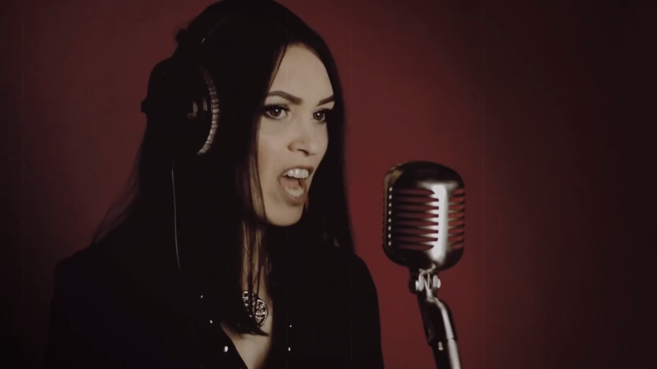 CRYSTAL VIPER - When The Sun Goes Down смотреть онлайн