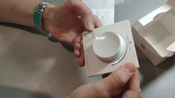 Новый выключатель с диммером YLKG07YL New Xiaomi Yeelight Smart Dimmable Wall switch. Распаковка.