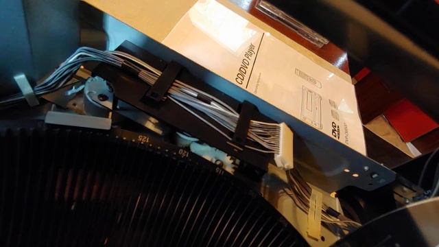 SONY DVP-CX850D 200 Disc DVD CD changer. Open. Belt Motor Operation Demo. смотреть онлайн