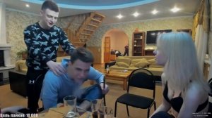 MellStroy ? ВЛАД ЦЕЛУЕТСЯ С ДЕВУШКОЙ   РЕКЛАМА БЕЛЬЯ ? Мелстрой нарезки со стрима