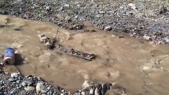 дорога на Костеньки. вода идет с горы смотреть онлайн