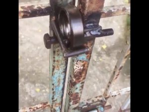 Как сделать замок защелку на калитку. Простое решение