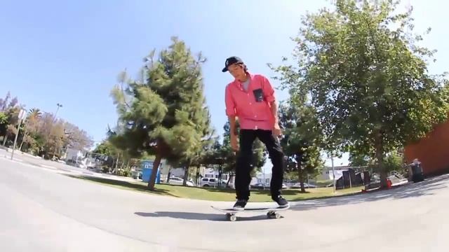 ДРАГОН ФЛИП 360 Долфин Флип | Trick Challenge [ На Русском ] Chris Chann смотреть онлайн