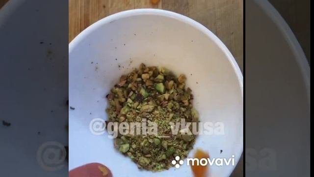 СЫРНЫЕ ШАРИКИ С ВИНОГРАДОМ, СУХОФРУКТАМИ И ФИСТАШКАМИ. Вкусная закуска к празднику. Закуска с сыром смотреть онлайн