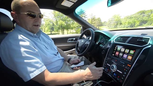 Apple CarPlay in the 2017 Ford Explorer Sync3 system смотреть онлайн