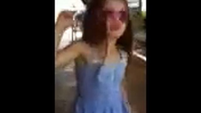 Belle's Sass смотреть онлайн