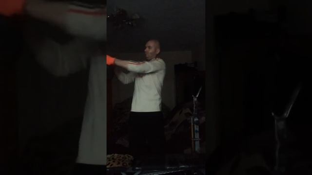 Прокачка боковых(косых) мышц пресса с гирей 20 кг. стоя. смотреть онлайн