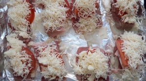 Рецепт Находка! МЯСО в Духовке с помидорами и СЫРОМ/ Вкуснейший УЖИН для всей семьи за 20 минут!