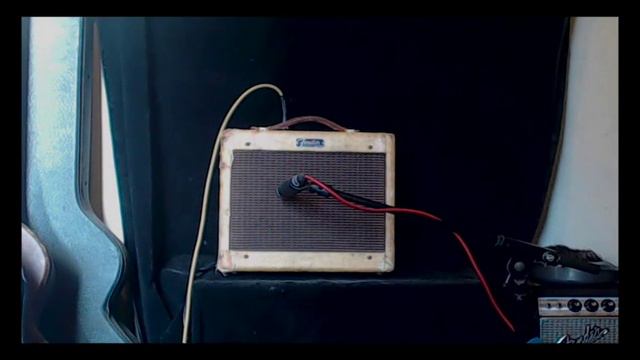 Fender (Tweed) Champ 1959 смотреть онлайн