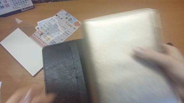Мягкий и лёгкий ежедневник на кольцах смотреть онлайн