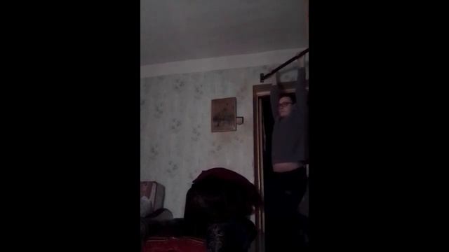 ВИС НА ТУРНИКЕ ЧАСТЬ 2 : ПЫТАЮСЬ ПОБИТЬ СТАРЫЙ РЕКОРД смотреть онлайн