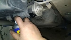 BMW X5 E53 замена топливного фильтра часть1    Fuel Filter Replacement