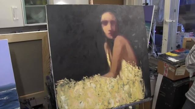 Фигура в желтом звучании смотреть онлайн