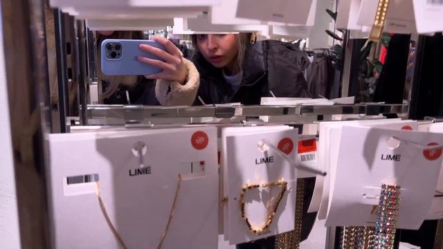 VLOG13 шопинг/скидки/обзор магазинов/примерка/покупки/KIX BOX/BENETTON/CONVERSE/LIME/NEW BALANCE смотреть онлайн