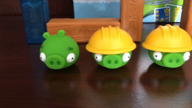 2013 On Thin Ice! - Angry Birds Merchandise Videos! смотреть онлайн