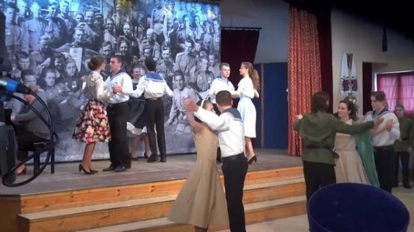 01 Довоенный вальс