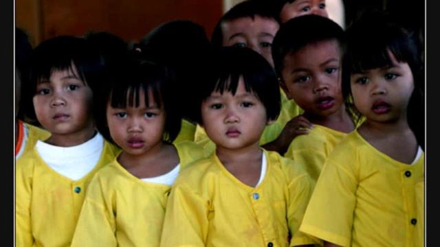 Né quelque part (ma reprise de Maxime Leforestier).wmv смотреть онлайн