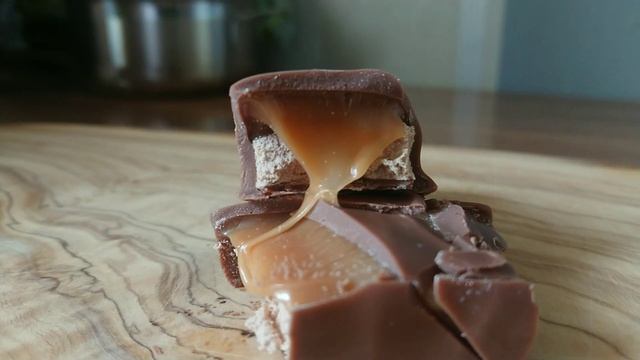 Как появился шоколад , кто придумал его таким ? | История шоколада смотреть онлайн