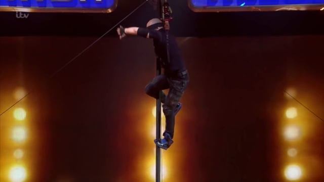 Alex Magala Britain's Got Talent Semifinals. смотреть онлайн