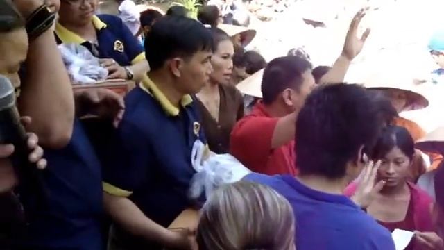 motorsaigon.com phát quà người nghèo Bến Tre 12/2014 смотреть онлайн