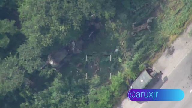 ???神風ランセットが道路上で事故を引き起こし??フランスの「カエサル 155mm自走榴弾砲」のドライバーは制御を失い、側溝に転覆しました。NATO傭兵は逃走、ランセット再来標的を破壊した смотреть онлайн