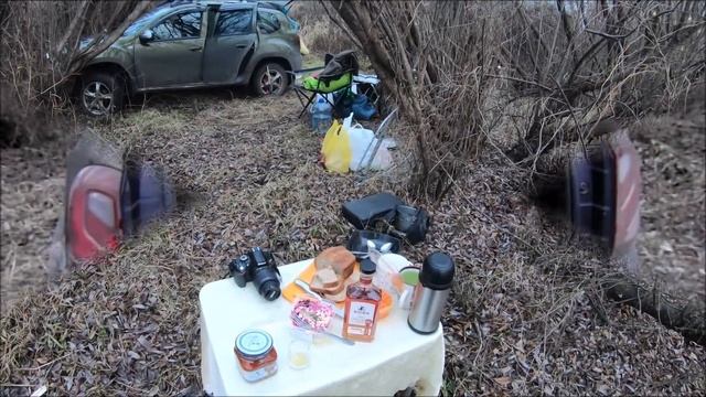 Ночлег в рено дастер на рыбалке Overnight in Renault Duster fishing смотреть онлайн
