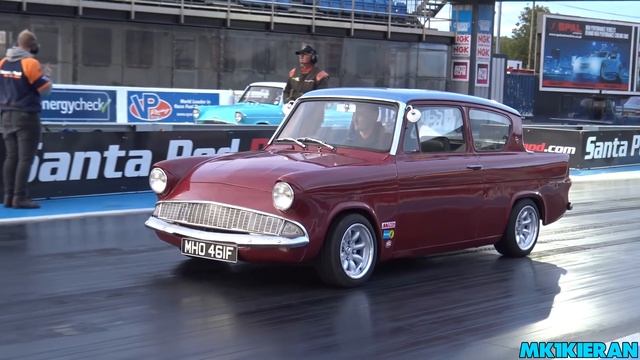 Ford Anglia 105e Drag Racing Compilation смотреть онлайн