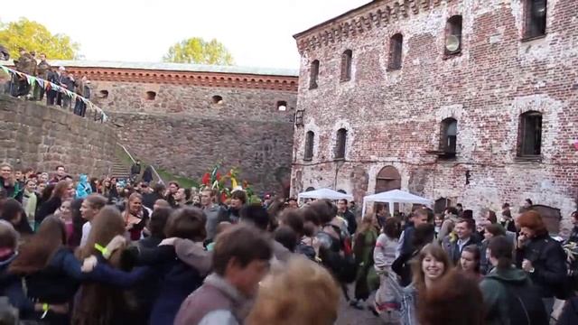 Майское дерево 2011 смотреть онлайн