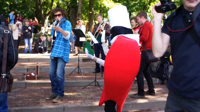 12.06.2015. Киров, день города,Александровский сад,музыканты и серце смотреть онлайн