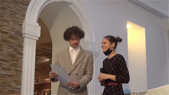 Краски, как звуки: о чем говорят картины неслышащих детей? смотреть онлайн