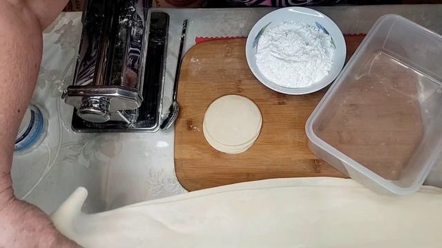 КИМЧИ МАНДУ пельмени с кимчи и мясом.