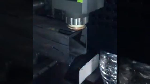 Лазерная резка профильной трубы 60*60 мм. смотреть онлайн