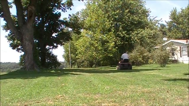 Finishing Mowing After Repairs смотреть онлайн
