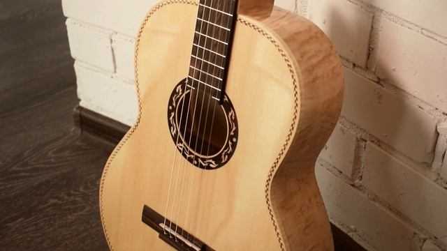 Классическая гитара Raven. Россия ,Ульяновск. смотреть онлайн