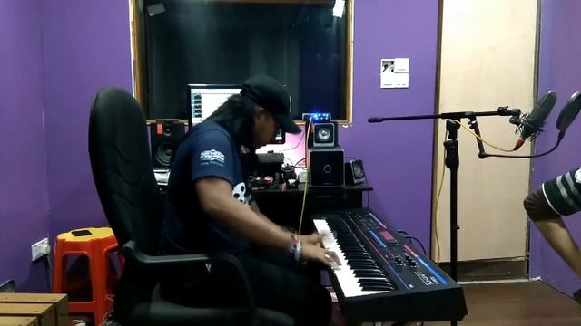 Loco Keyboardist Hyperact Goreng Keyboard serupa tebar roti canai смотреть онлайн