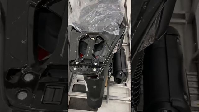 Honda SH 300i Total Black Edition in VietNam смотреть онлайн