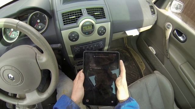 Renault Megane - Free Radio Unlock !!! @ClaudeGarage смотреть онлайн