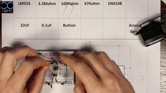 555 Servo Control Using 2 Buttons смотреть онлайн