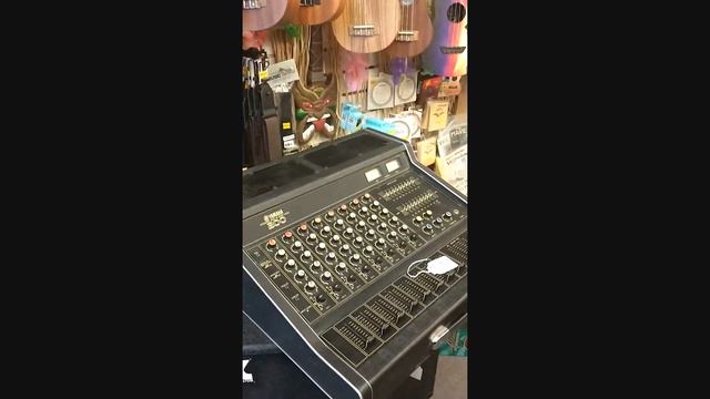 Atomic Uptown Shopping - Music Unlimited смотреть онлайн