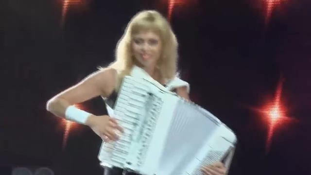 СМУГЛЯНКА Самые красивые аккордеонистки России дуэтЛюбАня LA COVER BAND ОРИГИНАЛЬНЫЙ НОМЕР смотреть онлайн