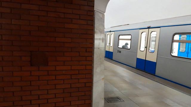 Боровицкая, Серпуховско-Тимирязевская линия - Московское метро смотреть онлайн