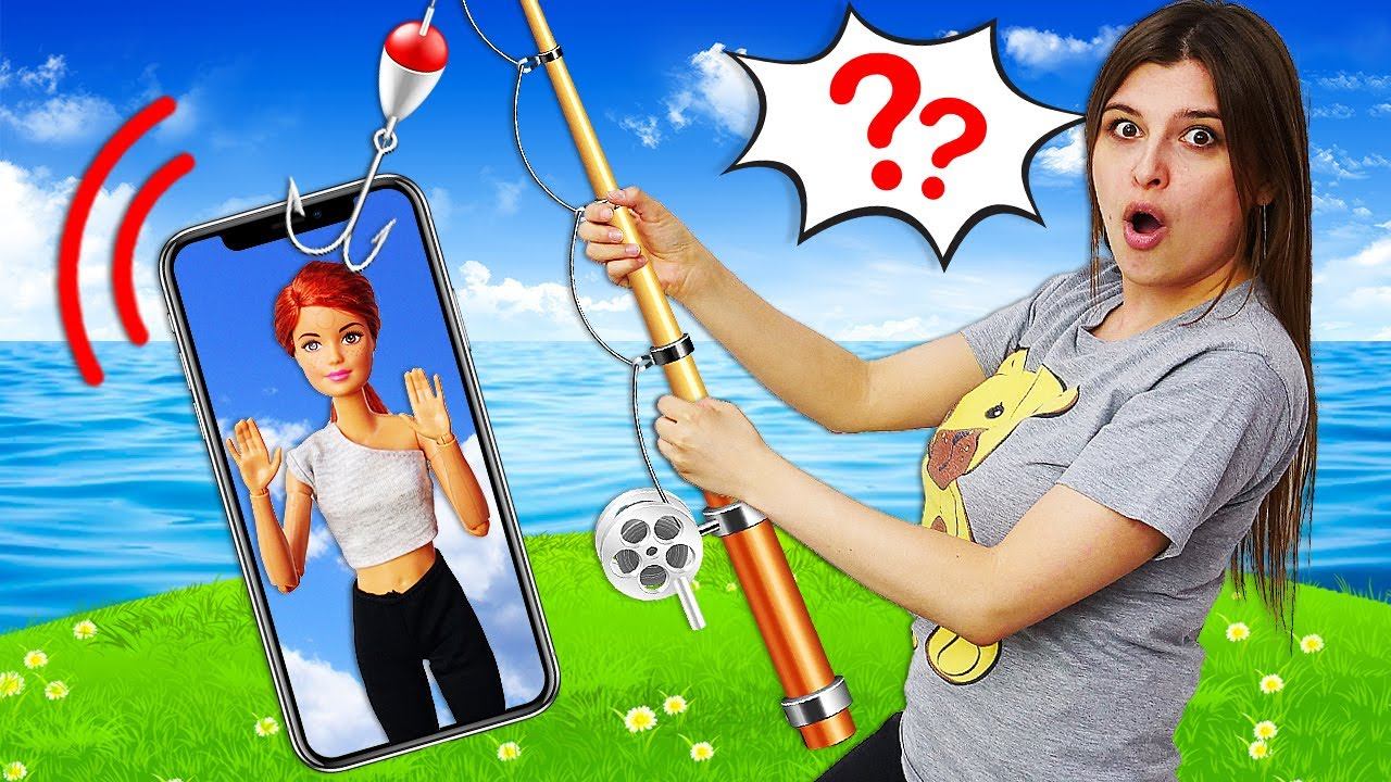 БАРБИ потеряла ТЕЛЕФОН на рыбалке! Видео для девочек про Жизнь Барби смотреть онлайн