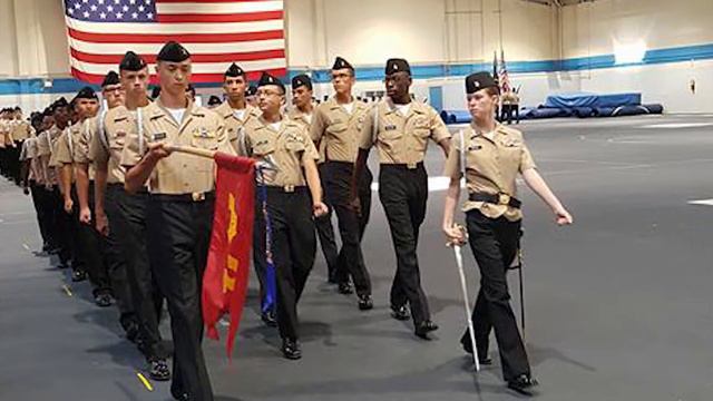 Legion of Valor Award Presented to Woodstock HS JROTC Cadet смотреть онлайн