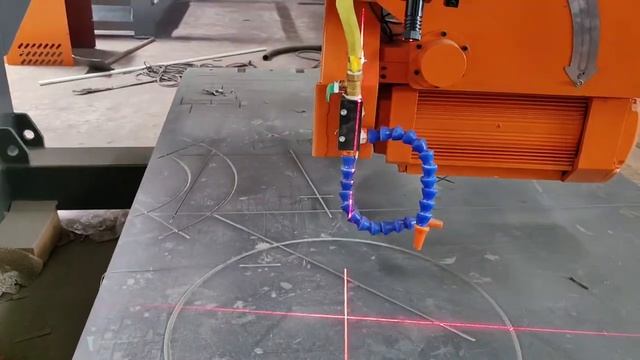 Dafon 4 Axis Integrated Infrared Bridge Cutting Machine，Smooth action and precise cutting。 смотреть онлайн