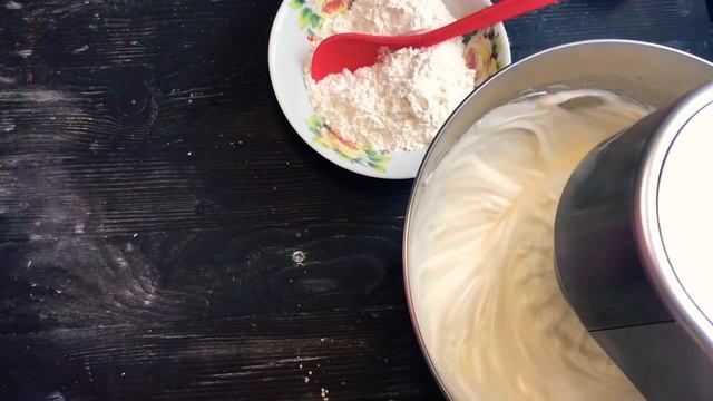 КОКОСОВЫЙ БИСКВИТ ДЛЯ ТОРТА . смотреть онлайн