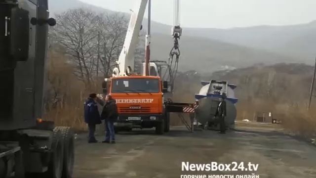 у тягача оторвался прицеп с мазутом смотреть онлайн