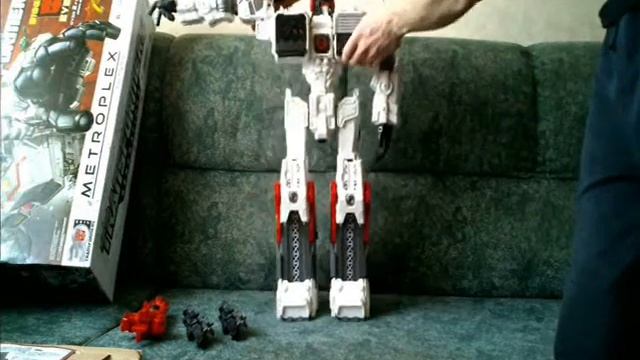 Generations Metroplex Hasbro