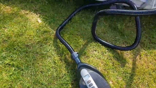 Vango Airbeam Zephyr 12v Pump vs Kampa Gale 12v Pump смотреть онлайн